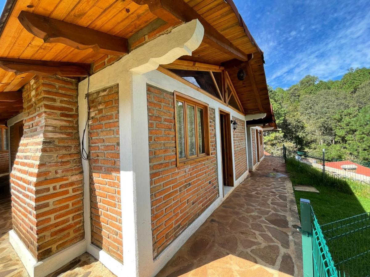Los Pirineos มาซามิตลา ภายนอก รูปภาพ