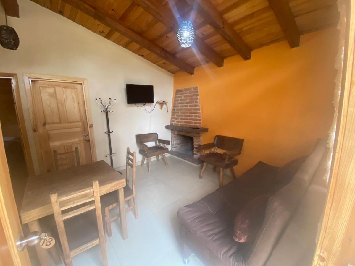 Los Pirineos มาซามิตลา ภายนอก รูปภาพ